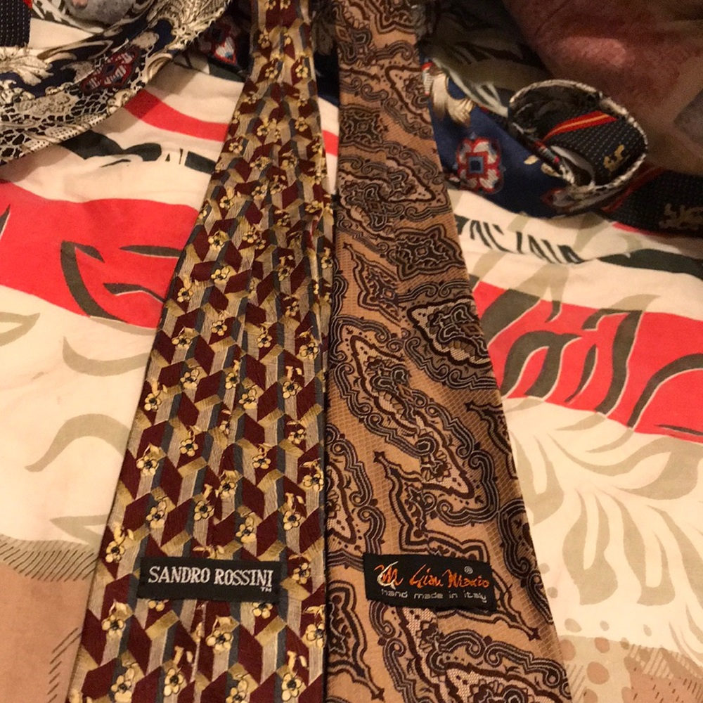 2 Men’s Ties! (Brand new!)